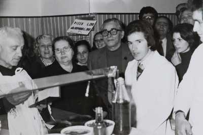 La storia di Domenico Ficarella: primo pizzaiolo di Bari e "padre" dei locali di mezza citt�